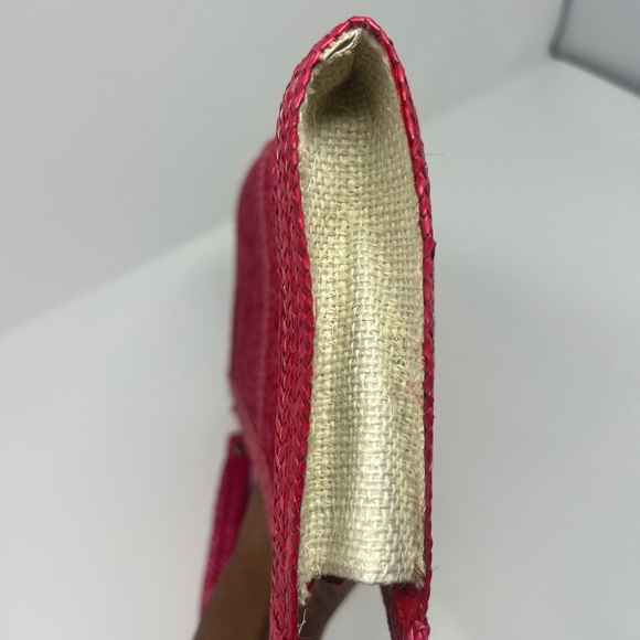 Red rattan zipped wristlet - Picture 5 of 8